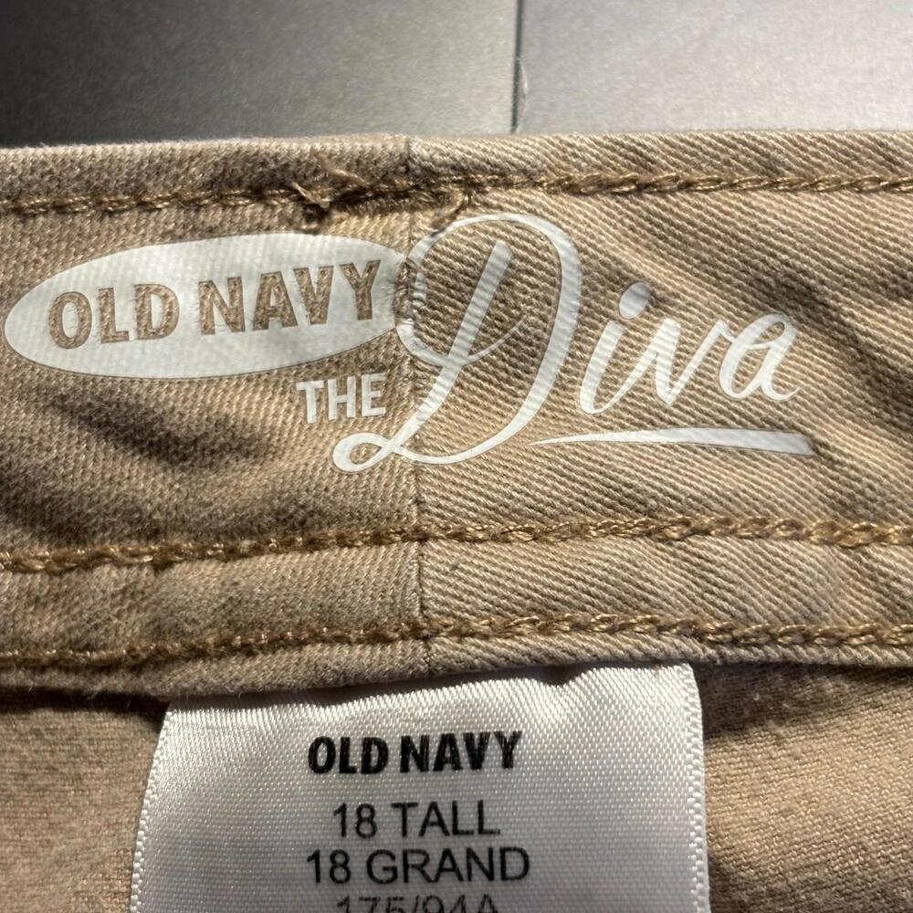 Old Navy The Diva Women's Pants - Straight Flat Leg, Khaki - Size 18 Tall - Picture 3 of 4